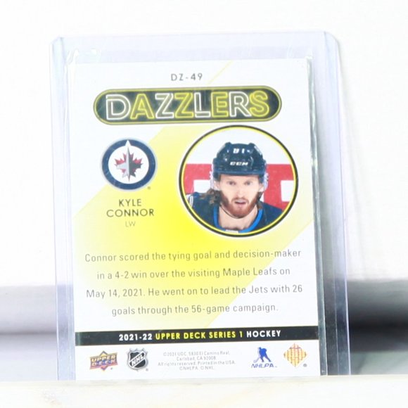 NHL Star Kyle Connor Upper Deck Dazzlers Pink - Odds 1:144 Packs - 2021/22 Jets - Picture 2 of 2